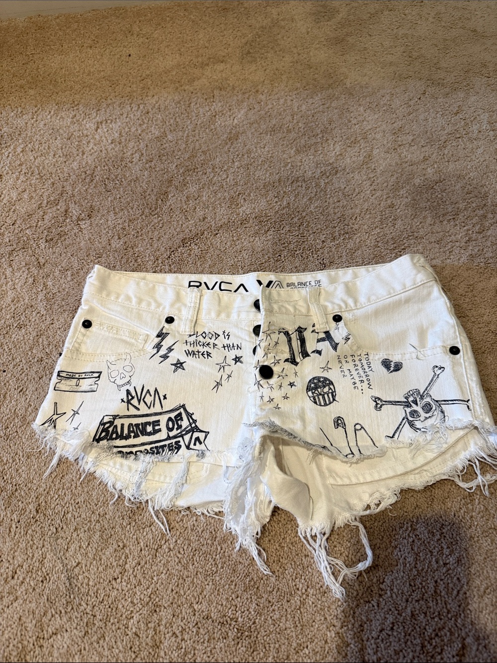 RVCA White Denim Shorts with Black Graphic Sketches